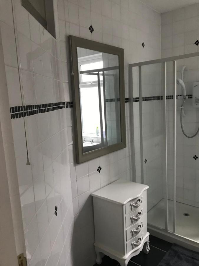 Rose Cottage: Delightful 4 Bedroom Detached Home Portrush Dış mekan fotoğraf